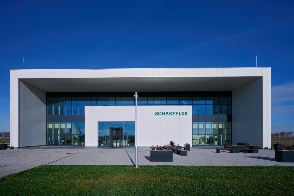 Future is now 1st E-Mobility Plant Schaeffler, Szombathely 